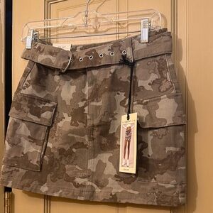 Banjara Woman’s Camo Sz  24” Streetwear Punk Grunge